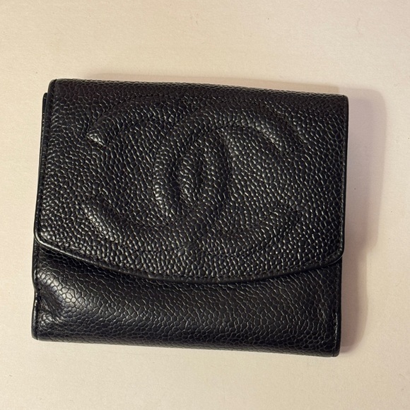 CHANEL Caviar Skin Black Leather Wallet - Picture 5 of 14
